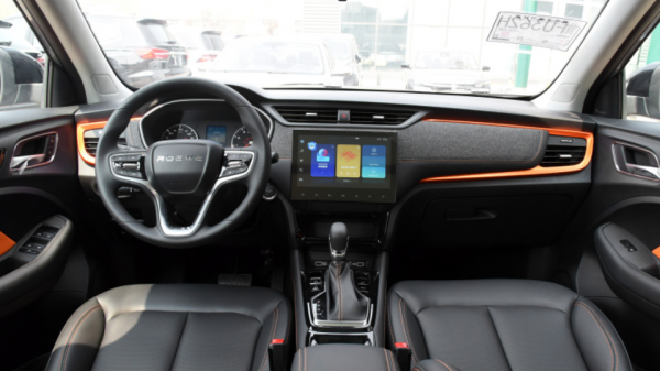 榮威RX3每月花銷超一千三，不貴，但半年一保養太麻煩