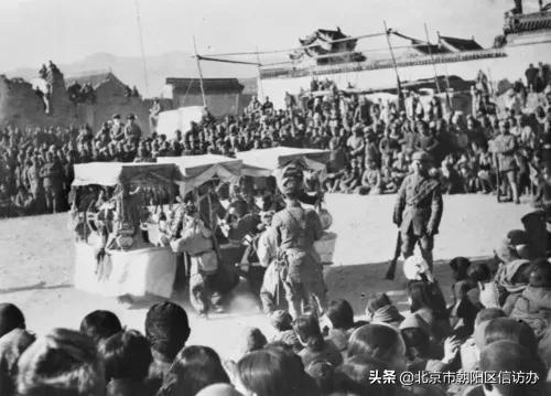 從76年前的報紙想起