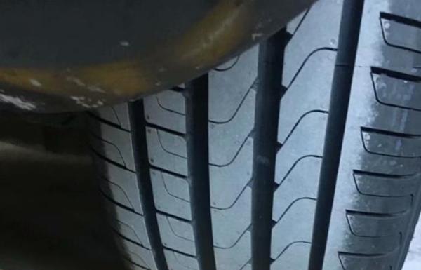 沃爾沃XC60後輪吃胎偏磨，跟三個原因有關，建議車主瞭解處理方法