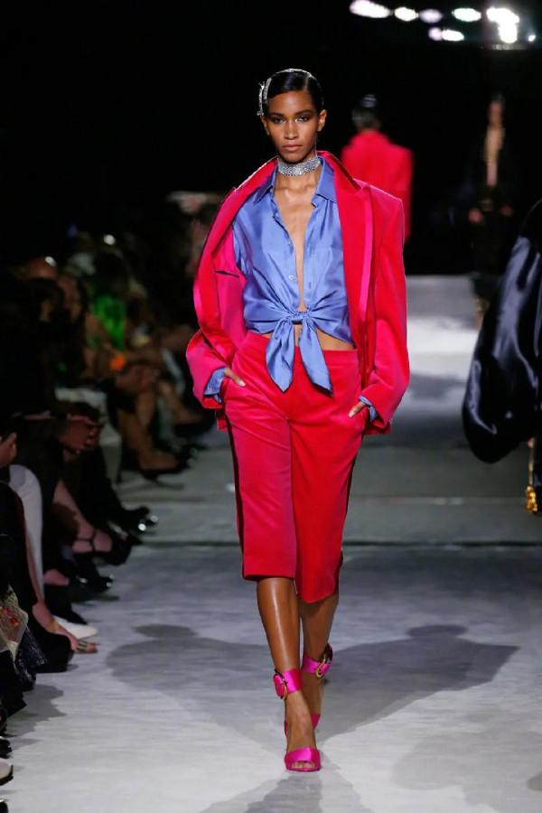 最新!Tom Ford2022春夏系列,就想讓你“眼前一亮” 最新!Tom Ford2022春夏系列,就想讓你“眼前一亮”