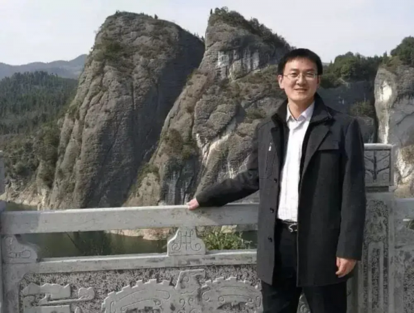 程鵬:“煙花爆竹除疫”:傳統民俗的發展困境與民俗學反思 程鵬:“煙花爆竹除疫”:傳統民俗的發展困境與民俗學反思