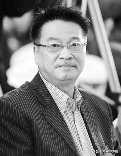 2021年終吃瓜報告:18位明星塌房,4位明星故去 2021年終吃瓜報告:18位明星塌房,4位明星故去