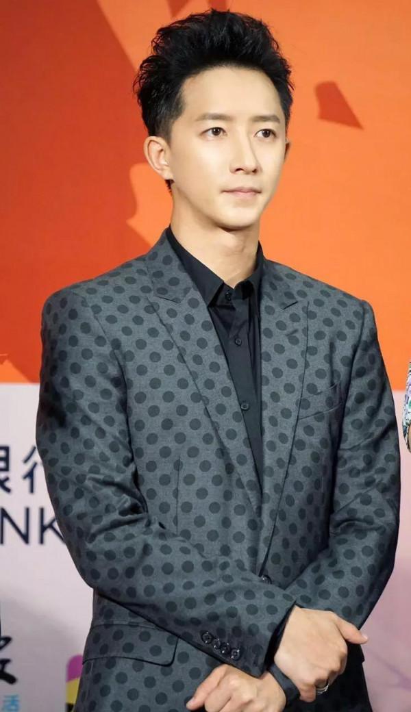 說說《隱秘世界》主演者王千源、韓庚、張馨予和謝孟偉的精彩故事 說說《隱秘世界》主演者王千源、韓庚、張馨予和謝孟偉的精彩故事