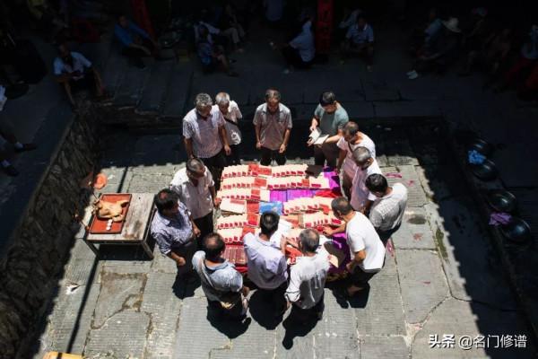 前人不修譜，今人尋根問祖苦！今人不修譜呢？