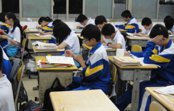 “中二效應”影響初中生,初二成績分層明顯,3類學生已率先搶跑 “中二效應”影響初中生,初二成績分層明顯,3類學生已率先搶跑