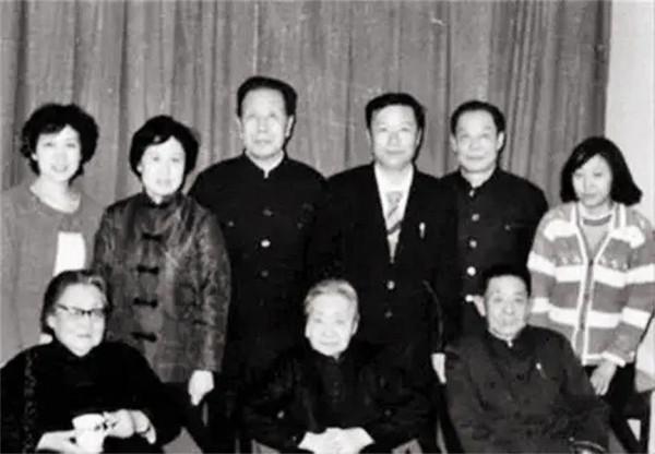 張作霖為何懼怕他的長女張首芳,他有何短處捏在張首芳手裡 張作霖為何懼怕他的長女張首芳,他有何短處捏在張首芳手裡