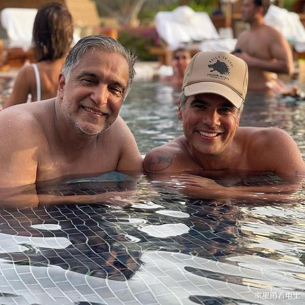 40歲傑西卡阿爾芭魅力不減，年長兩歲老公卻顯老，翁婿同框像兄弟