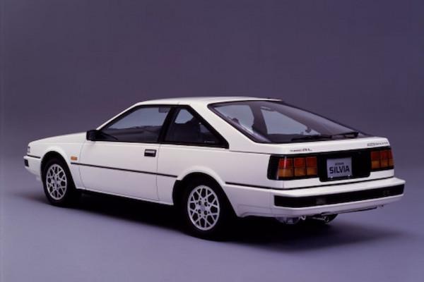 哪臺車先有的自動雨刷、換擋撥片？這幾個&OpenCurlyDoubleQuote;世界第一&rdquo;你知道嗎