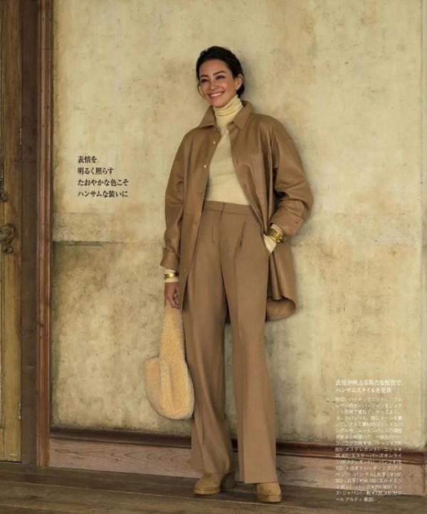 過了50歲後的女人,冬季多選這三個淺色系,顯氣質又溫柔 過了50歲後的女人,冬季多選這三個淺色系,顯氣質又溫柔