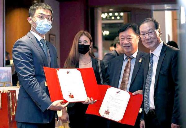 相聚、碰杯、圓夢---屬於全人類的那一份緣