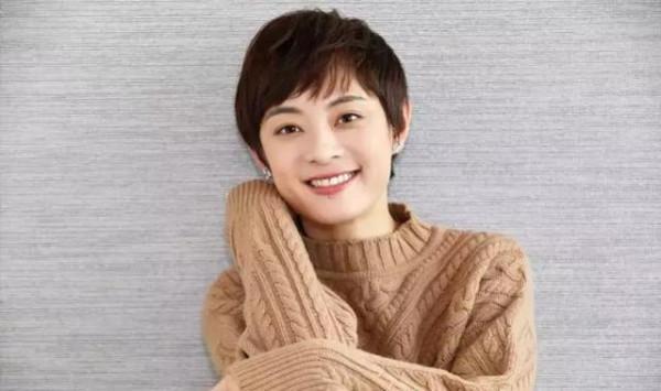 孫儷資助了4年的“白眼狼”向海清，走到今天的結局怪誰呢？