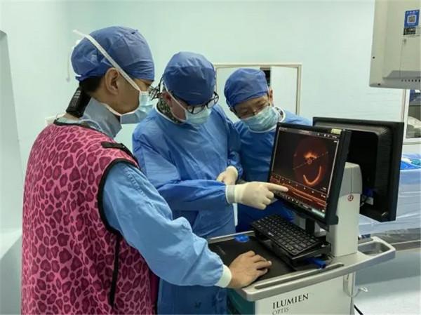 雲南省阜外醫院肺血管病區常態化開展腔內影像OCT檢查
