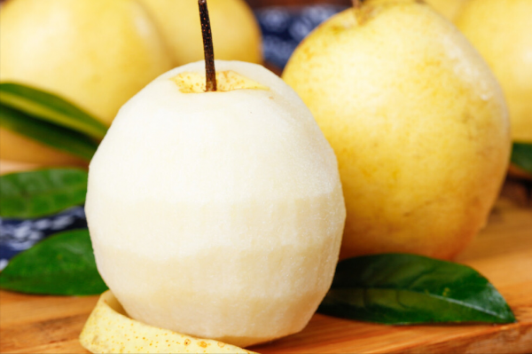 醃韭菜花，只放鹽容易壞，奶奶教我一招，翠綠鮮香，能儲存一年