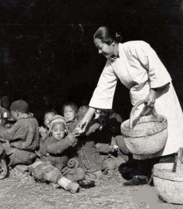 圖說民國：30張民國時期的老照片，講透底層社會的辛酸和悲哀