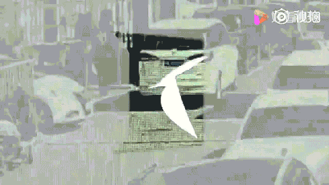 “聽說你家孩子也愛玩滑板車?”這樣騎很危險! “聽說你家孩子也愛玩滑板車?”這樣騎很危險!