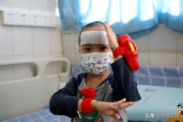 男童急需骨髓移植續命,問:媽媽,我還能見到“奧特曼賽羅”嗎? 男童急需骨髓移植續命,問:媽媽,我還能見到“奧特曼賽羅”嗎?