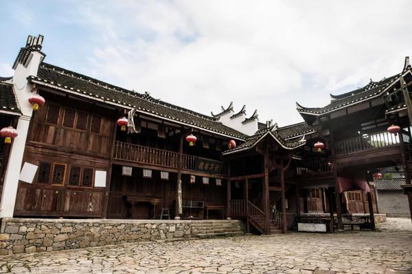 高原上最美的古城之一，快來晴隆古鎮邂逅舊時光吧