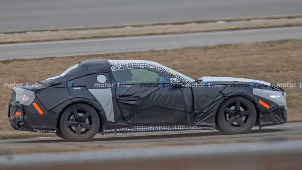 全新福特Mustang測試諜照曝光，混動+四驅？歷史首次