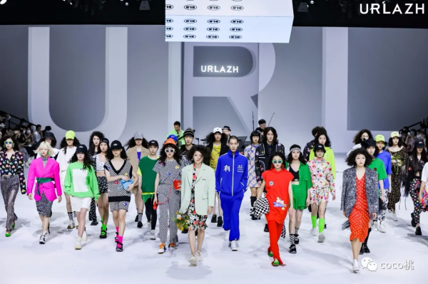 上海時裝週又開走了!真實鏡頭下的孫儷陳法蓉,臉還扛得住嗎? 上海時裝週又開走了!真實鏡頭下的孫儷陳法蓉,臉還扛得住嗎?