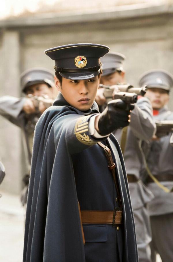 單眼皮也很帥的男星，我只服這5位！個個氣質內斂，很有魅力