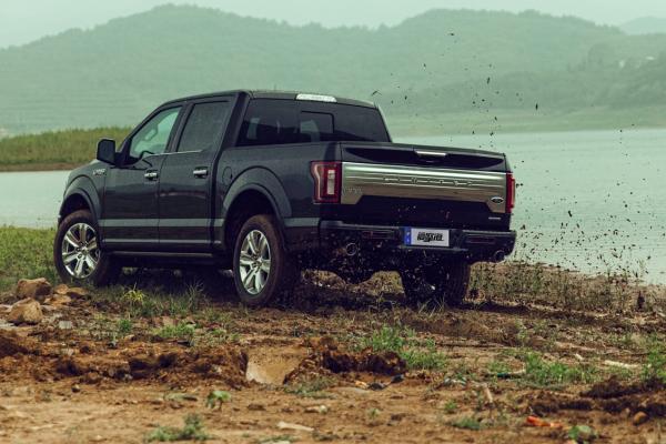 “從容”是這臺車給我的最大感受 體驗F-150 LTD