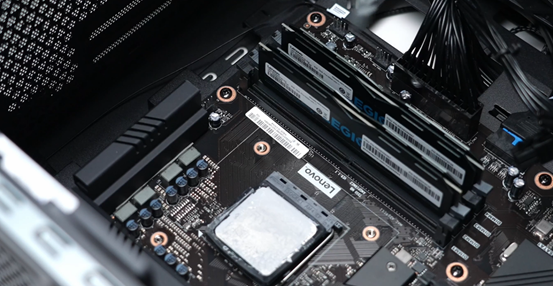 拆顯示卡的品牌機能買嗎?聯想拯救者刃7000P到底值不值? 拆顯示卡的品牌機能買嗎?聯想拯救者刃7000P到底值不值?