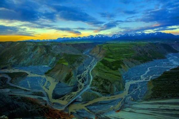 新疆十大冷門景點，人少景美好玩