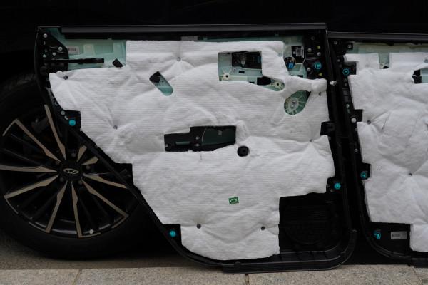 拆解 瑞虎8 PLUS車門防護 拼接鋼板是軟肋