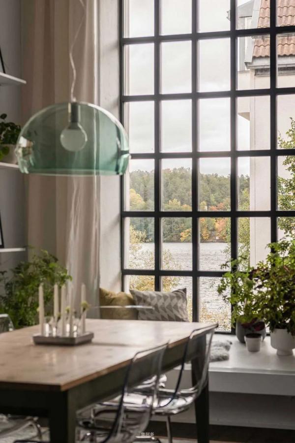 斯德哥爾摩令人印象深刻的美式風情與北歐時尚閣樓(85平方米) 斯德哥爾摩令人印象深刻的美式風情與北歐時尚閣樓(85平方米)