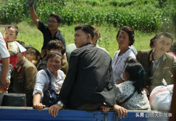 外國遊客在朝鮮,這樣拍照片,女導遊這次生氣了 外國遊客在朝鮮,這樣拍照片,女導遊這次生氣了