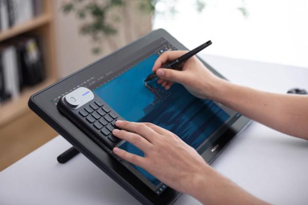 獲兩項大獎，繪王Mini Keydial KD100將金點獎與金蘆葦獎收入囊中