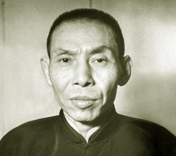 1950年袁文會被押送刑場槍決，路旁群眾大喊：毛主席給我們報仇了