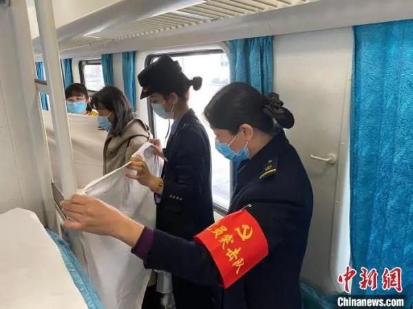 新聞早餐來了丨2021-12-8