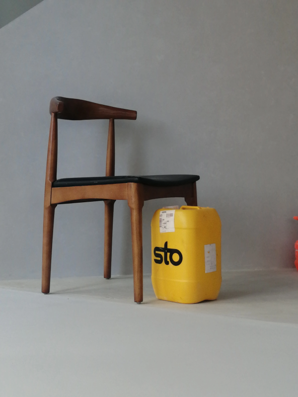 不拘一格的仿清水混凝土,簡單中的精細考究 不拘一格的仿清水混凝土,簡單中的精細考究