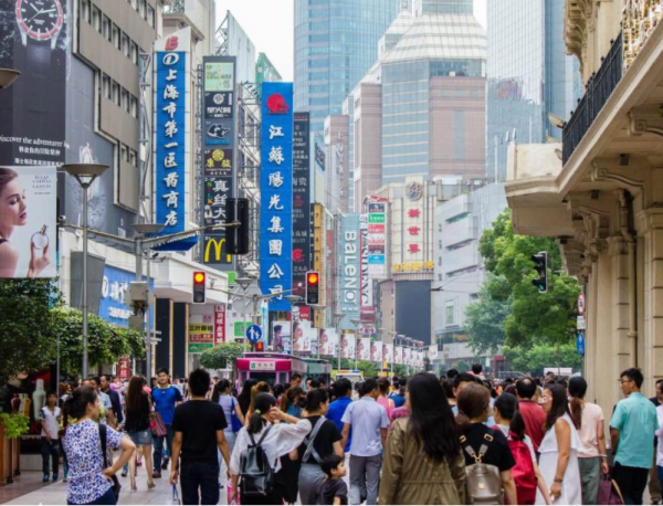 溫鐵軍：中國崛起不易，不斷被美國“吸血”，像頭牛被扒了兩張皮