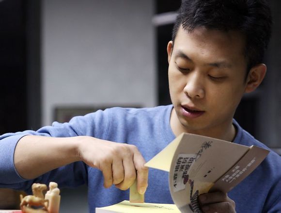 張譯：娶大5歲二婚女，從被嘲醜到百億票房影帝