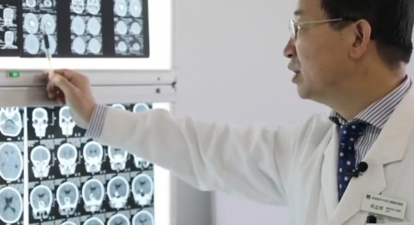 廣西2歲男孩腦部驚現巨大腦瘤,手術過程中風險重重,最後結果如何 廣西2歲男孩腦部驚現巨大腦瘤,手術過程中風險重重,最後結果如何