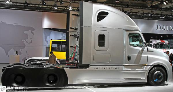 美國第一款合法上路的自動駕駛重卡,福萊納這款概念卡車實力非凡 美國第一款合法上路的自動駕駛重卡,福萊納這款概念卡車實力非凡