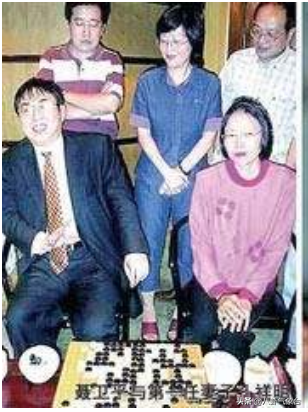 歌唱家王靜的三段情，與聶衛平的婚姻被人詬病，為兒子60歲不再嫁