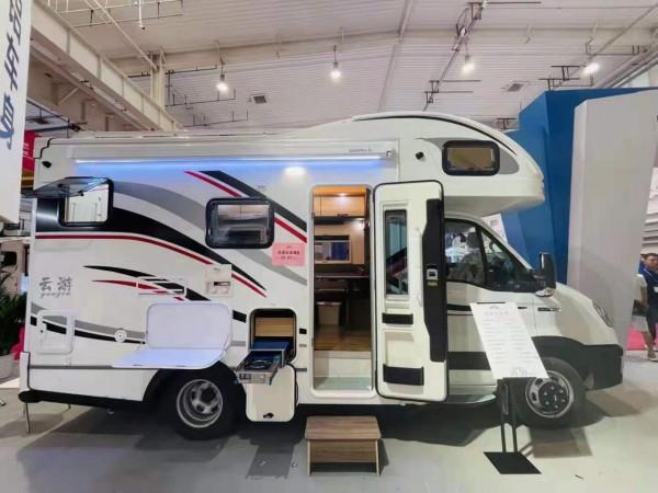 價效比超高的新款依維柯房車,售價不到40萬,備受追捧 價效比超高的新款依維柯房車,售價不到40萬,備受追捧