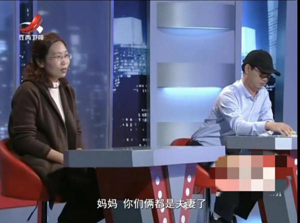 丈夫要求AA制，妻子的工資比他多了一倍後，他怕了說要好好彌補她