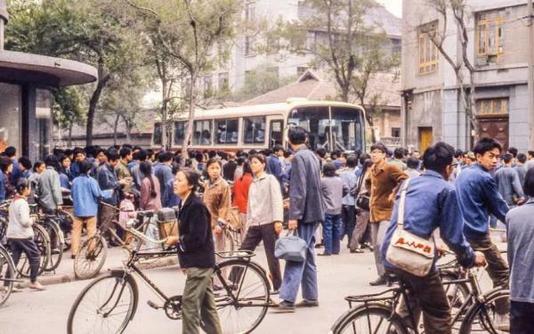 1997年，中央為何要將重慶與四川“分家”？事實證明鄧小平真高明