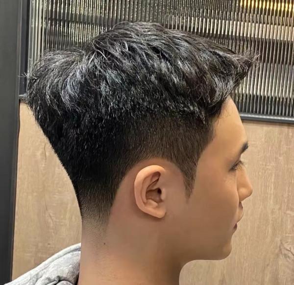 髮質粗硬只能留寸頭?這幾款髮型“專治”炸毛,酷帥又有男人味 髮質粗硬只能留寸頭?這幾款髮型“專治”炸毛,酷帥又有男人味