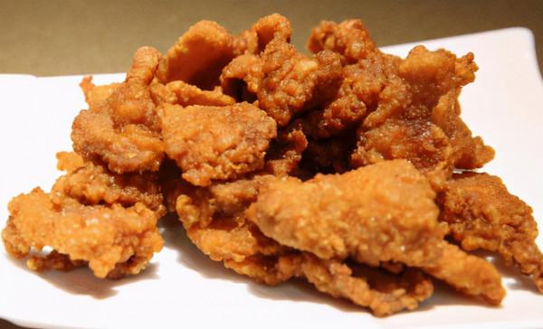 豬油渣到底是血管的“良藥”還是“殺手”？不妨聽聽醫生的答案