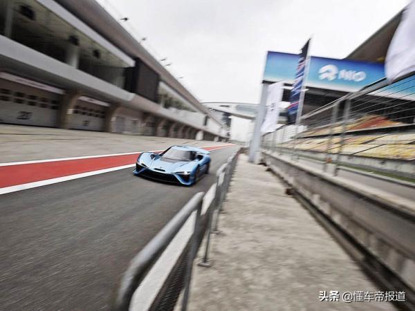 新車 | 能否擺脫里程焦慮?試駕蔚來ES6 100千瓦時版本 新車 | 能否擺脫里程焦慮?試駕蔚來ES6 100千瓦時版本