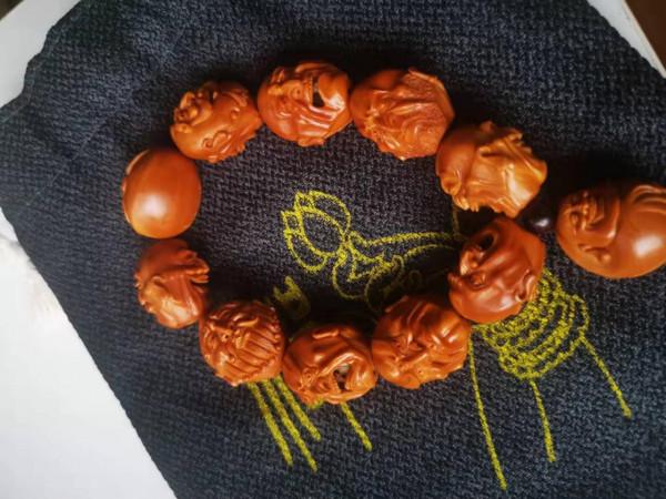 橄欖核的各種題材