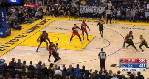 三分17中6！庫裡距雷阿倫紀錄僅剩9個，遺憾未能主場升歷史第一