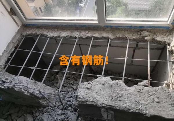 不能拆的飄窗我也不浪費面積，這是參考模板，硬生生變成書房來用