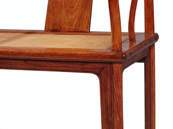 券口窄細、扶手不出頭,又見黃花梨垂手圈椅 券口窄細、扶手不出頭,又見黃花梨垂手圈椅