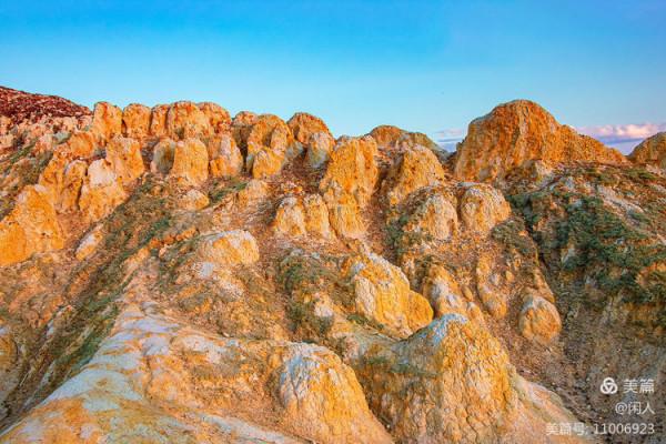 新疆有個五彩灘